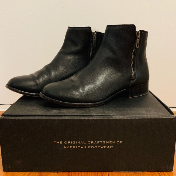 frye carly double zip bootie